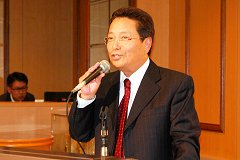 等身大肖像画アート展 インターコンチネンタルホテルにて